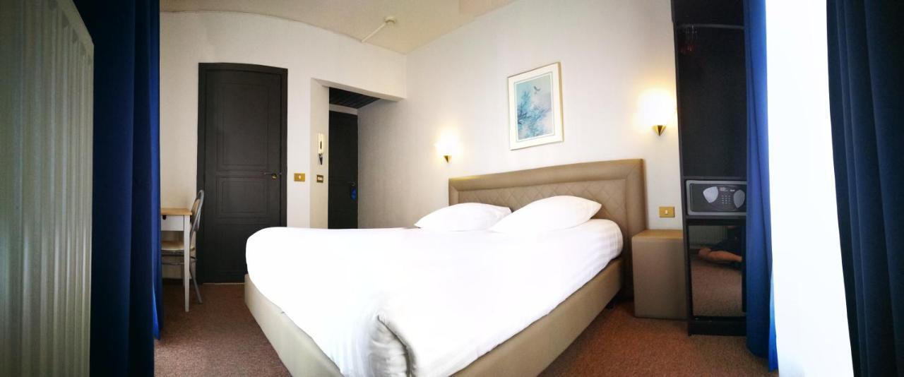 Hotel Chantecler Bruselas Exterior foto